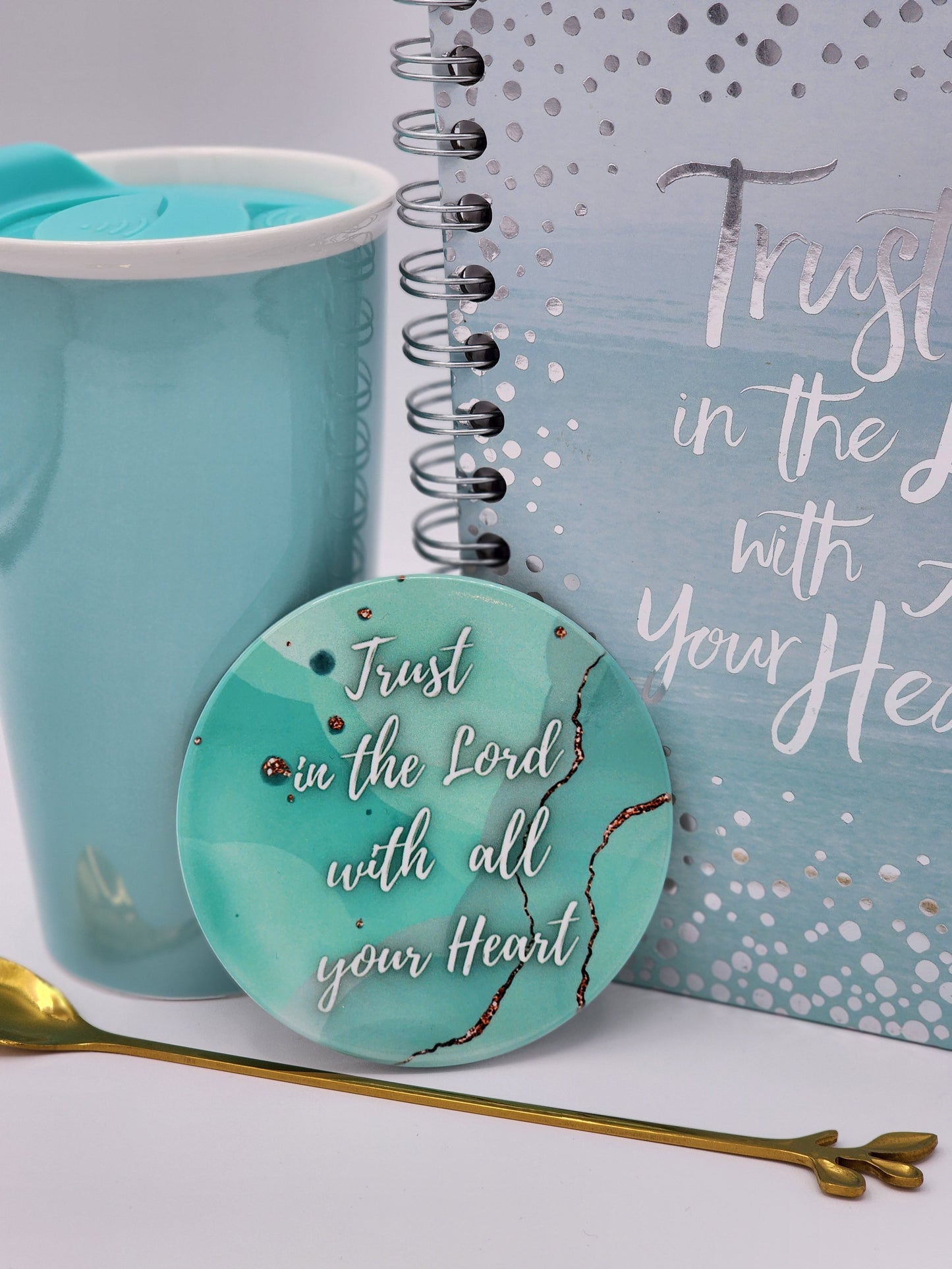 Trust in the Lord teal mug set