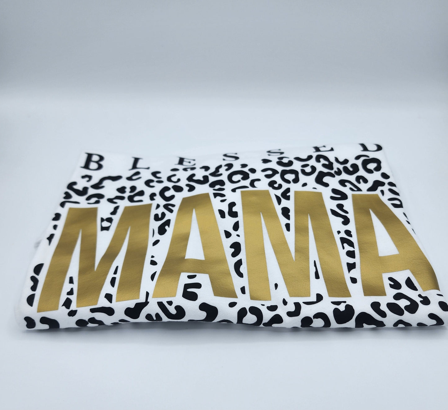 Blessed Mama t-shirt with leopard print